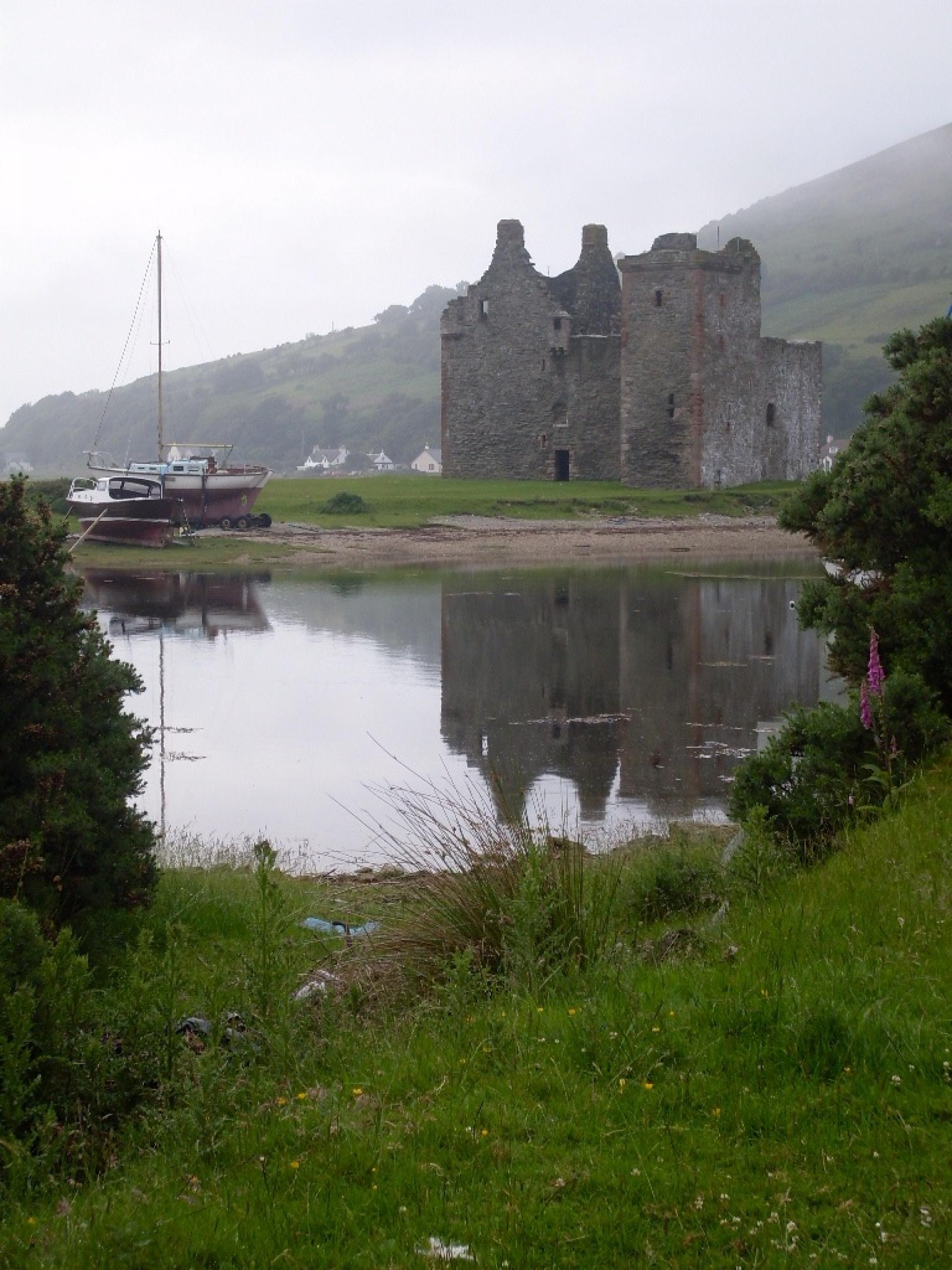 Visiting Lochranza on the Arran Coastal Way — Contours Walking Holidays